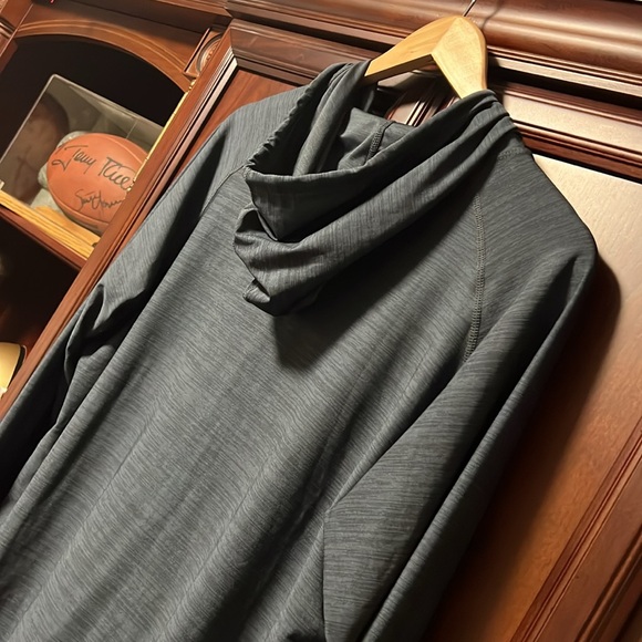 Like New Super Cool😎 Cobalt Blue Pullover Hoodie Long Sleeve Stretch Sportswear - Picture 6 of 8